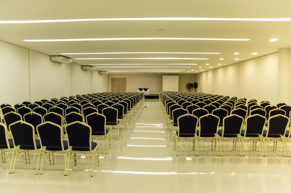Oscar Hotel Executive Pôrto Velho Esterno foto