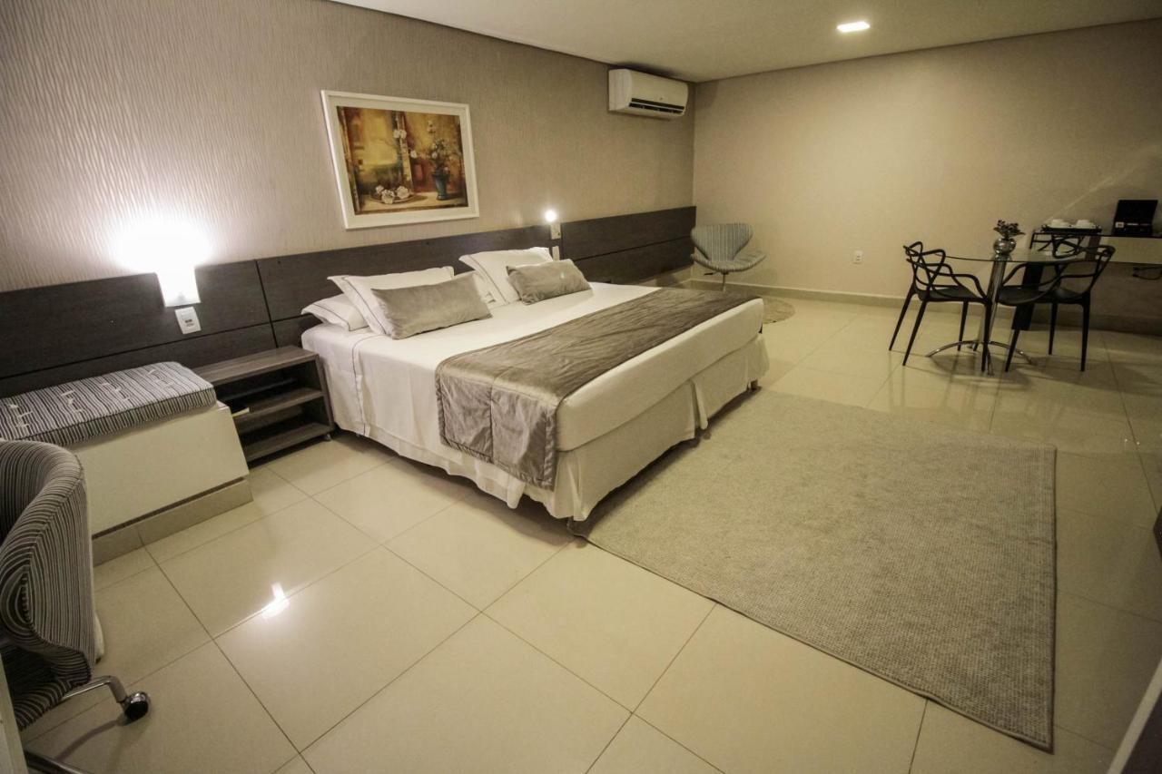 Oscar Hotel Executive Pôrto Velho Esterno foto